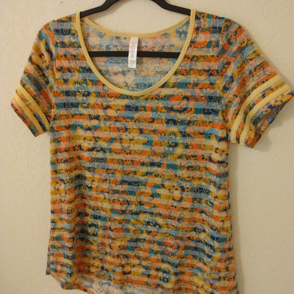 LulaRoe Tee Shirt